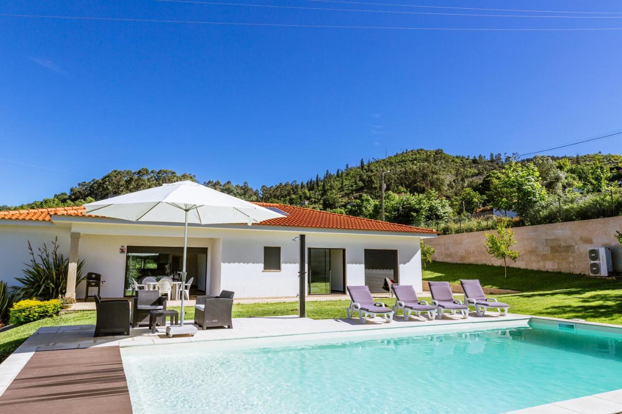 קאבקסיירס דה באסטו Basto Village House מראה חיצוני תמונה
